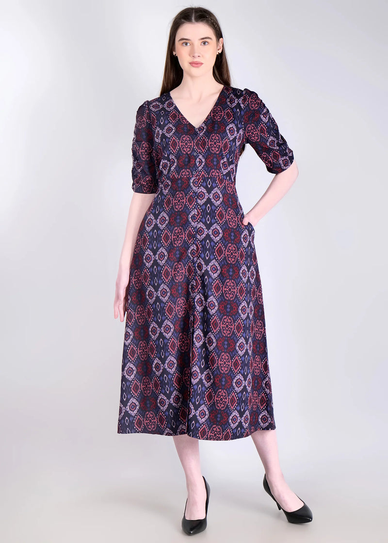 WOMEN'S DIGITAL IKAT PRINT RUCHED SLEEVES RAYON MIDI DRESS