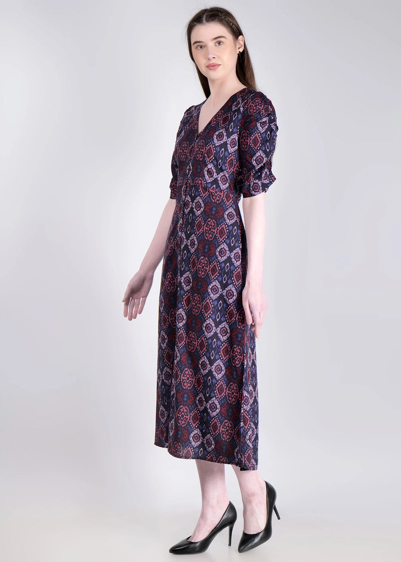 WOMEN'S DIGITAL IKAT PRINT RUCHED SLEEVES RAYON MIDI DRESS