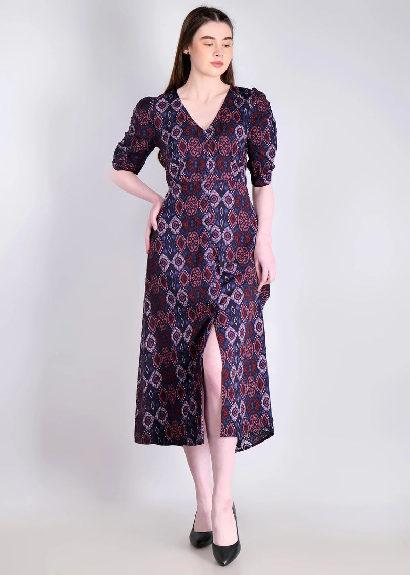 WOMEN'S DIGITAL IKAT PRINT RUCHED SLEEVES RAYON MIDI DRESS